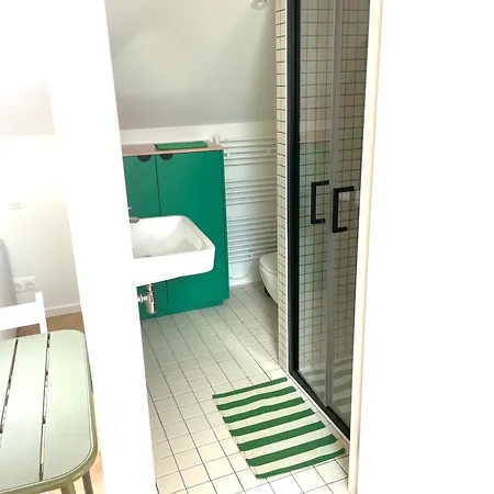 A 2 Pas Du Appartamento Messery