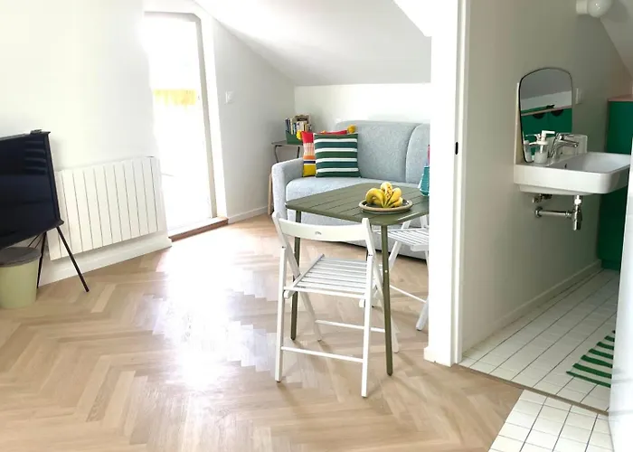 Apartamento A 2 Pas Du Messery